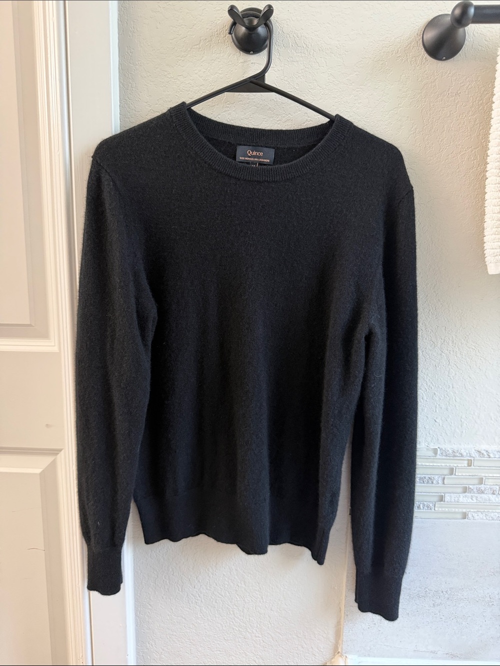 Quince Women’s 100% Mongolian Cashmere Sweater